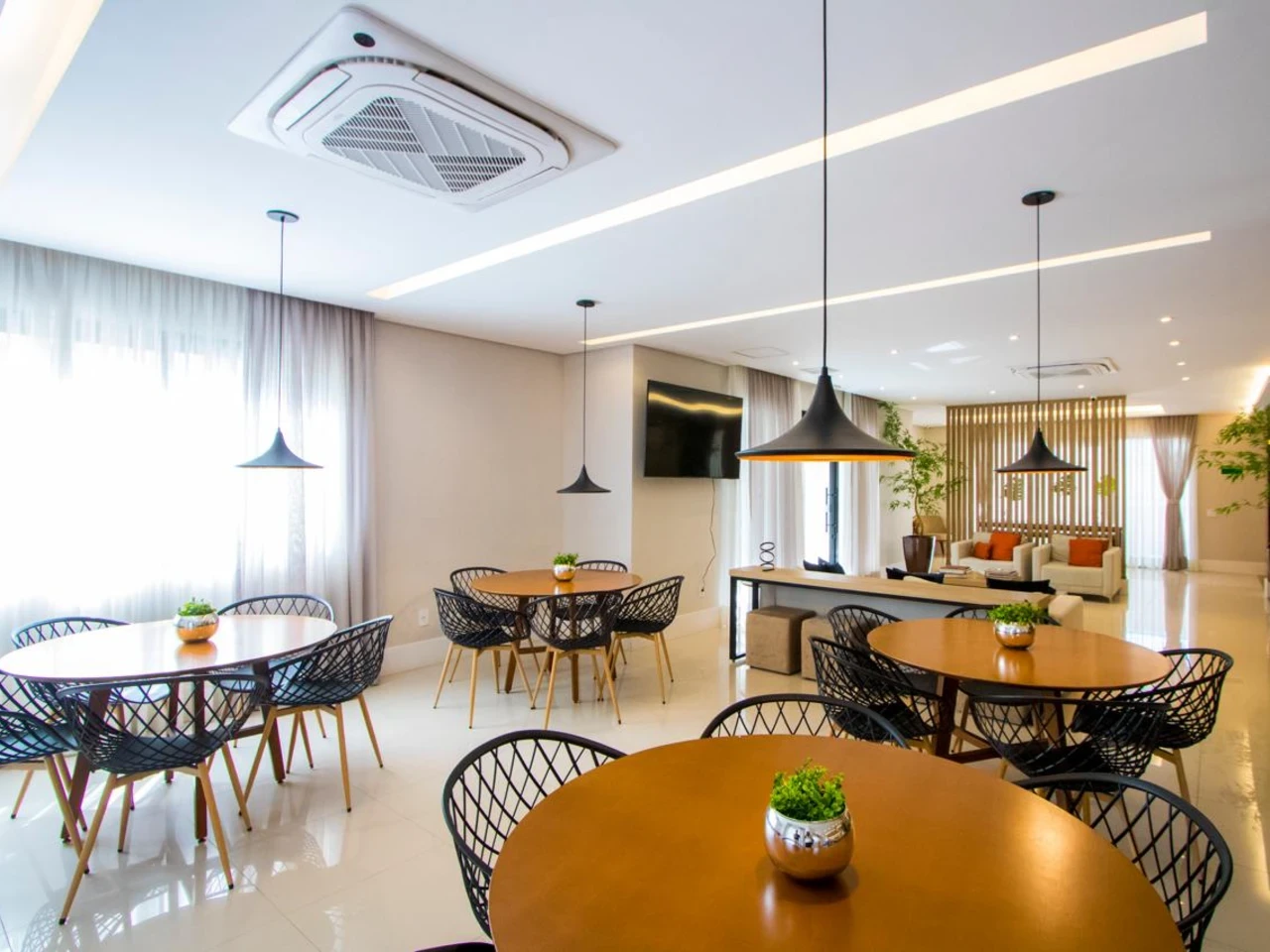 Apartamento mobiliado à venda – 160m²com 03 suítes e quintal. - foto 5