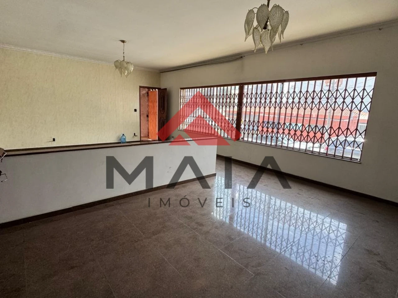 Casa térrea á venda-bairro jardim.
